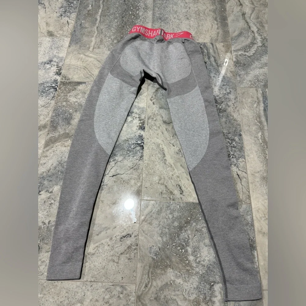 Gymshark stylish gray